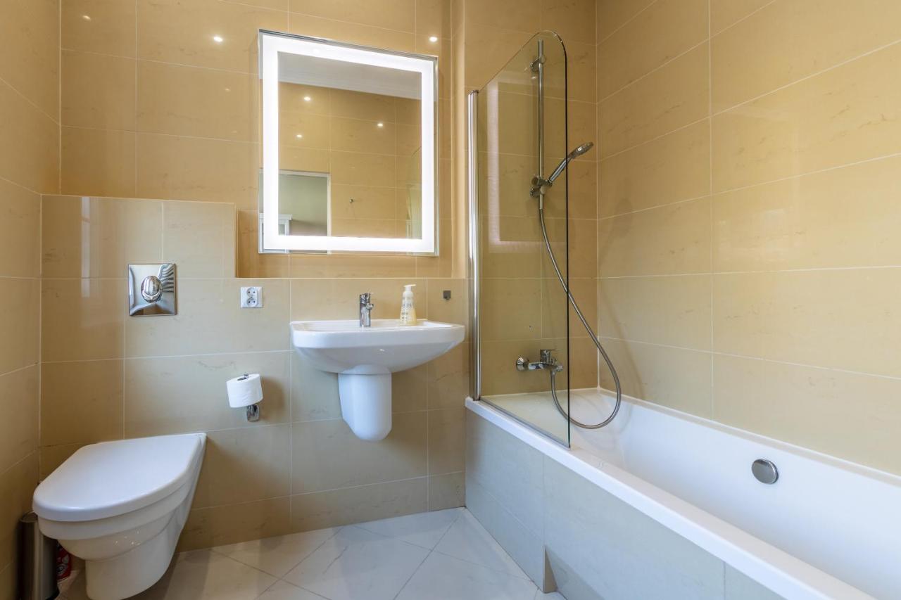 ורשה Apartament Luster I Obrazow מראה חיצוני תמונה